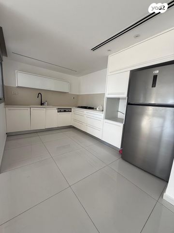 ביכורי ענבים 