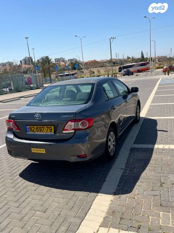 מודעת רכב טויוטה קורולה