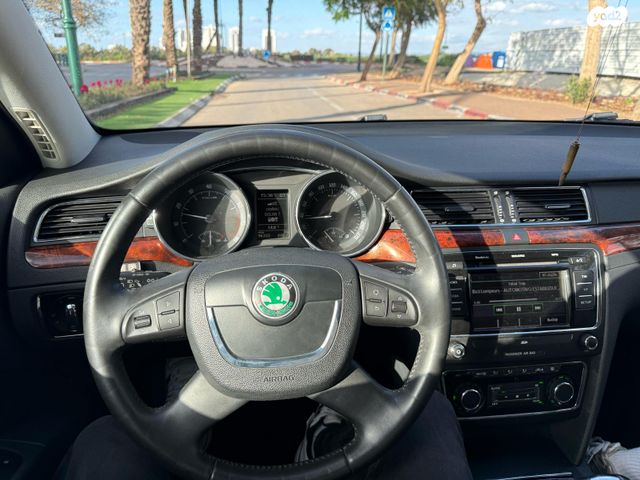 מודעת רכב סקודה סופרב