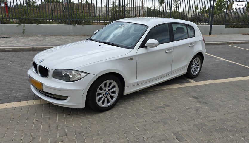 מודעת רכב ב מ וו סדרה 1