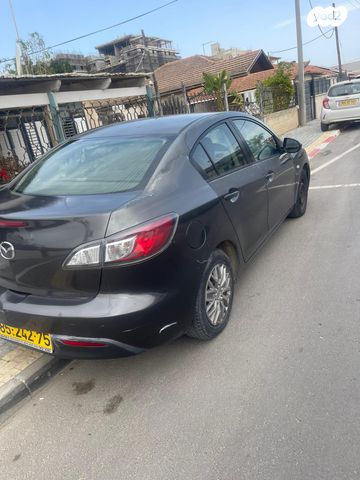 מודעת רכב מאזדה 3