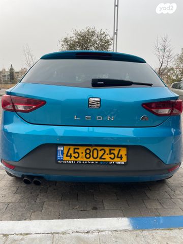 מודעת רכב סיאט לאון