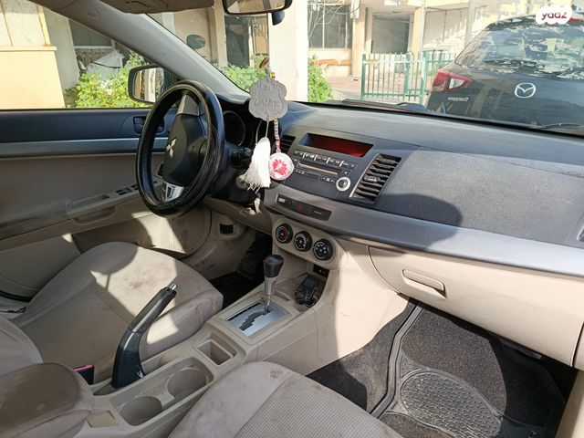 מודעת רכב מיצובישי לנסר