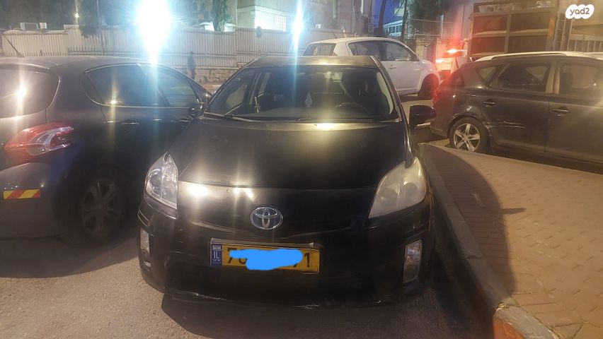 מודעת רכב טויוטה פריוס