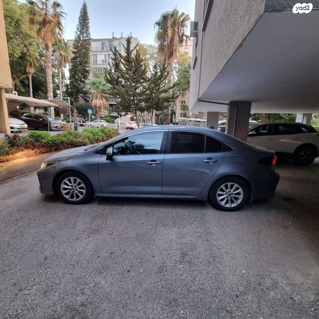 מודעת רכב טויוטה קורולה