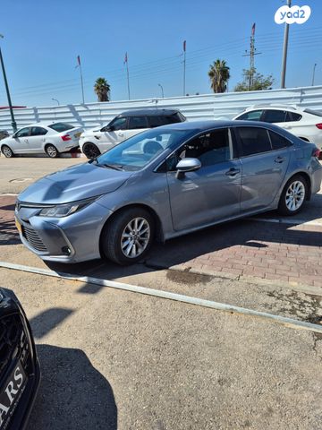 מודעת רכב טויוטה קורולה