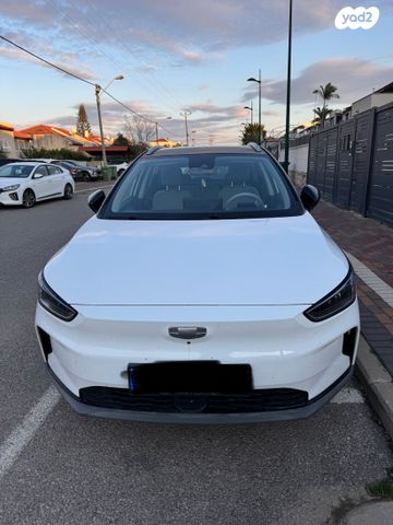 מודעת רכב ג׳ילי Geometry C