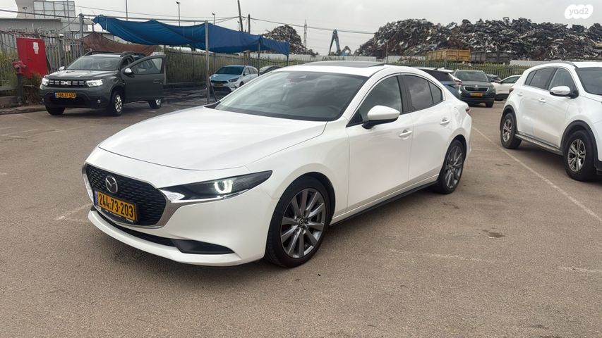 מודעת רכב מאזדה 3