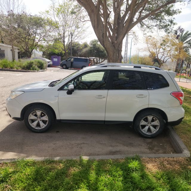 מודעת רכב סובארו פורסטר