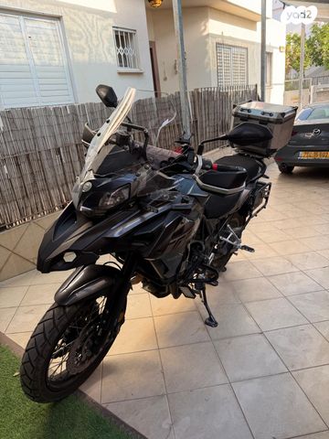 מודעת רכב בנלי TRK502X