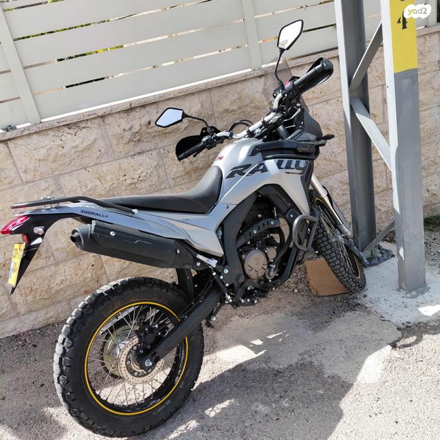 מודעת רכב Voge Rally 300