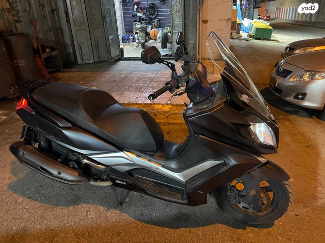 מודעת רכב קימקו Downtown 350i TCS