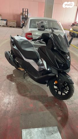 מודעת רכב סאן יאנג קרוזים 300 אלפא