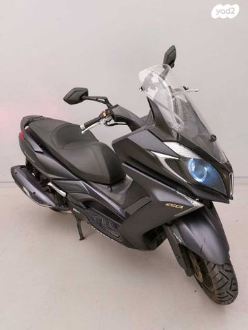 מודעת רכב קימקו דאון-טאון 250