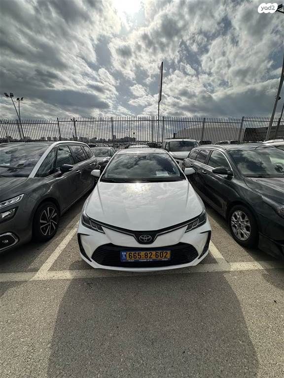 מודעת רכב טויוטה קורולה