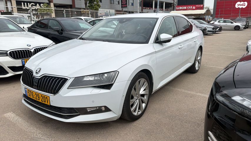 מודעת רכב סקודה סופרב 2