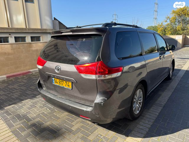 מודעת רכב טויוטה סיינה