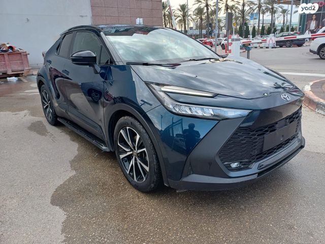 מודעת רכב טויוטה C-HR 1