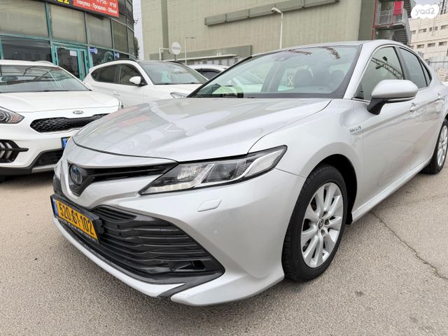 מודעת רכב טויוטה קאמרי