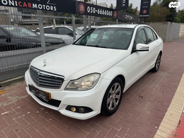 מודעת רכב מרצדס-בנץ C-class