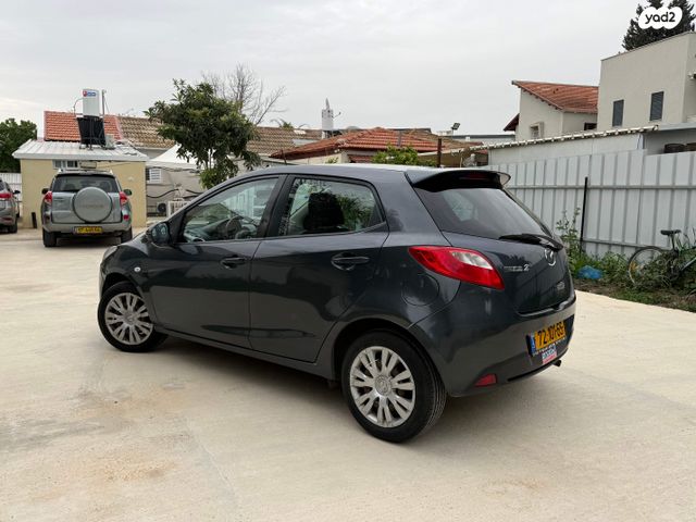 מודעת רכב מאזדה 2 2