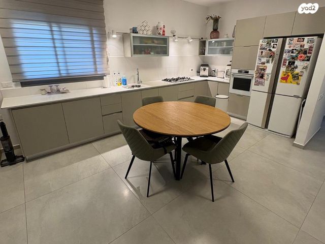 שדרות הציונות 73