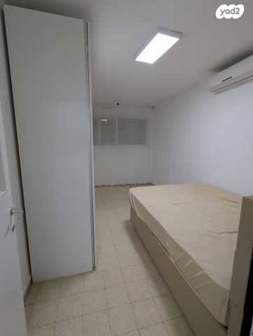 דרך המשחררים 90