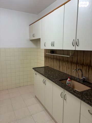 מנוחה ונחלה 33