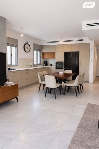 המציל היהודי 