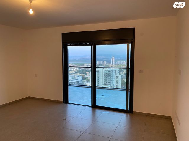 דירה, משכנות האומנים, קרית מוצקין