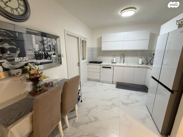 הרב יצחק נסים 