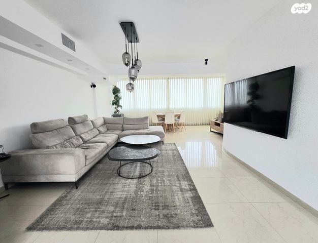 דירה, קרית כרמים, ראשון לציון