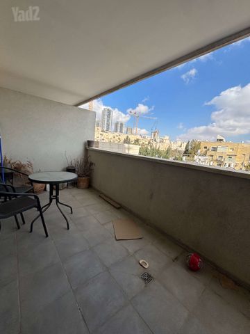 דירה למכירה בירושלים (תיווך) — 3