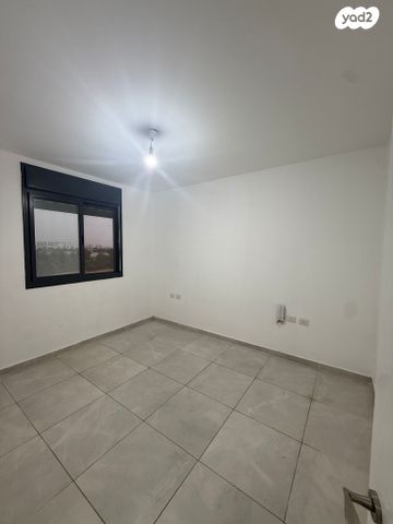 נווה שרון / שער העיר