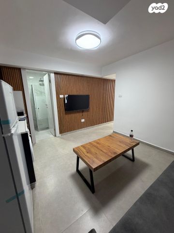 דוד רזיאל 64