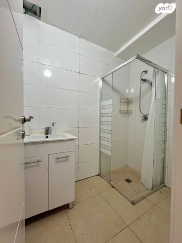 גיורא יוספטל 20