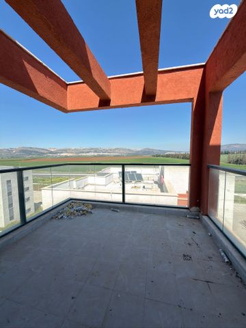 יצחק שמיר 125