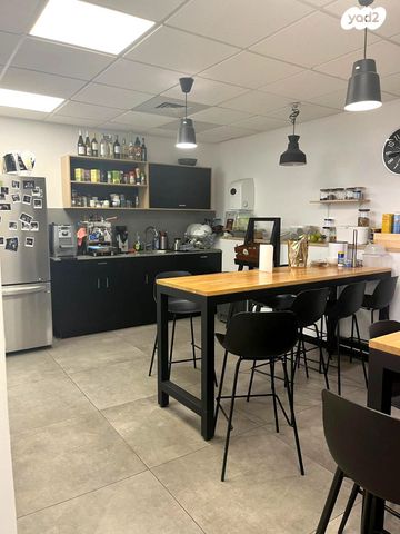 משרדים, מונטיפיורי, הרכבת, תל אביב יפו