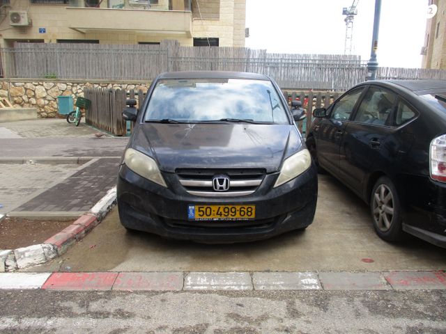 מודעת רכב הונדה FR-V