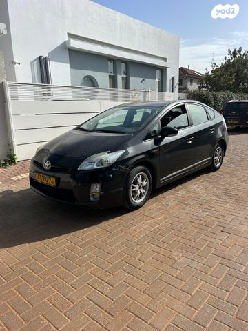 מודעת רכב טויוטה פריוס