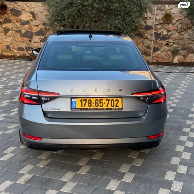 מודעת רכב סקודה סופרב