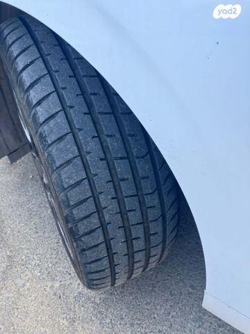 מודעת רכב יונדאי איוניק