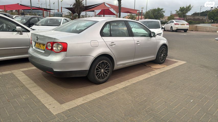 מודעת רכב ניסאן סנטרה