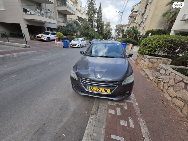 מודעת רכב פיג'ו 301