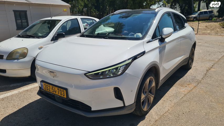 מודעת רכב ג׳ילי Geometry C