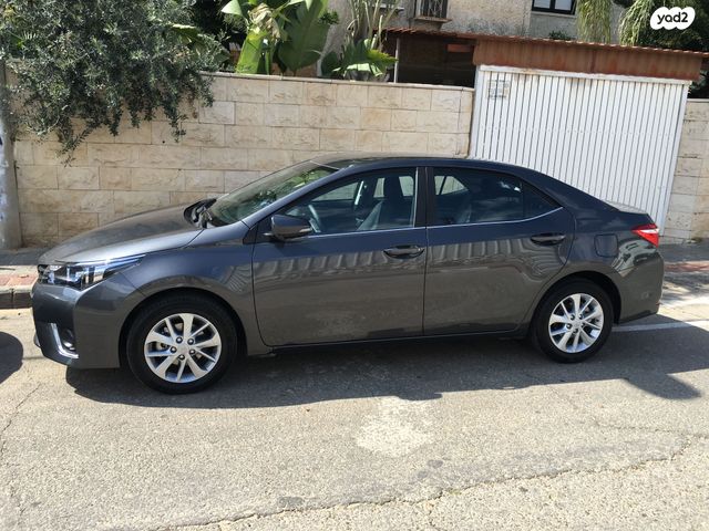 מודעת רכב טויוטה קורולה