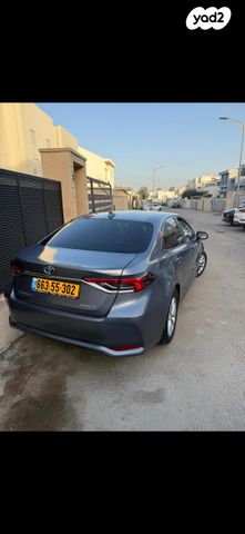 מודעת רכב טויוטה קורולה