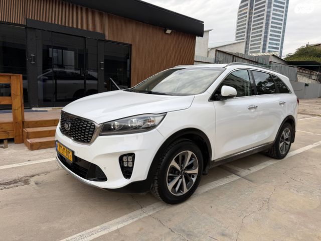 מודעת רכב קיה סורנטו