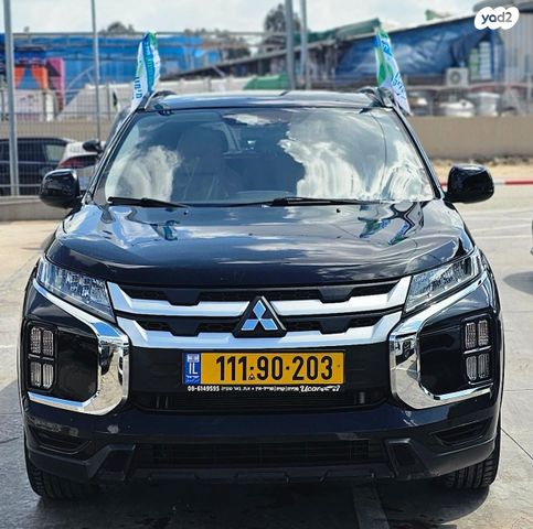 מודעת רכב מיצובישי ASX