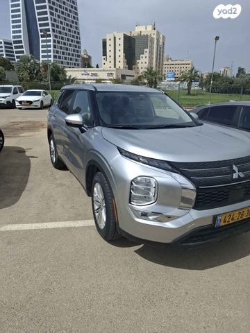 מודעת רכב מיצובישי אאוטלנדר 1
